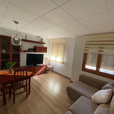 Sant Jordi 2 Apartment Tremp Bagian luar foto